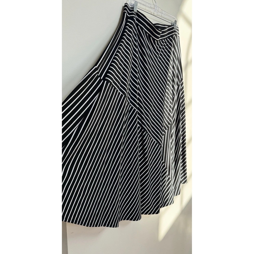 Torrid Hi-Low Maxi Skirt Sz 1 = 14 16 Black White Stripes Nautical Yacht Coastal - Picture 6 of 16